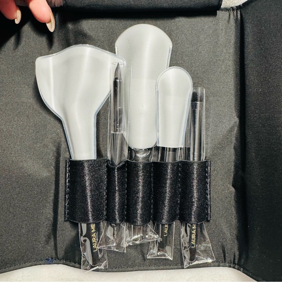 Laura Mercier Tools of The Trade Brush Collection - New - Picture 6 of 9